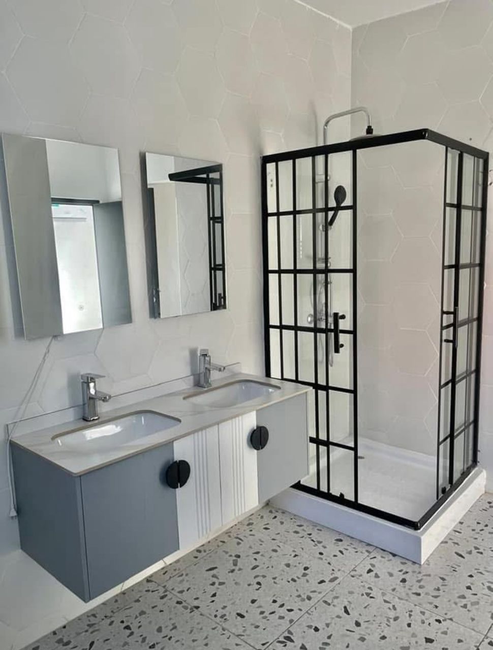 Abidjan, Plateau, Hotel Tiama